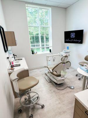 Harmony Dental Center of Leesburg is the leading cosmetic and family dental practice in Leesburg Virginia. Led by Dr...