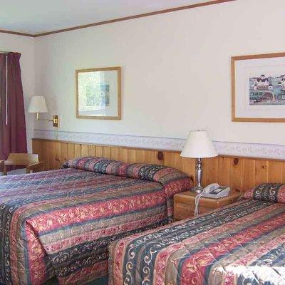 Killington Pico Motor Inn Room