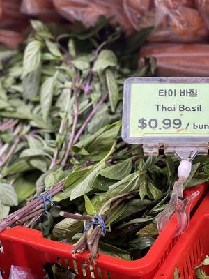 Seoul Market carries good quality Thai/Vietnamese Basil. Very fragrant and fresh.