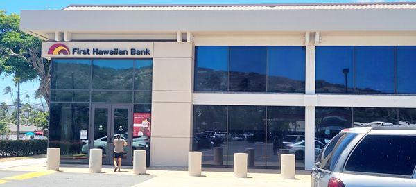 Storefront (08/16/24). @FHBHawaii #HawaiiKai #Oahu #Hawaii #Banking