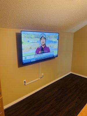 Mounted TV that Chris and Nate mounted. Absolutely love the way it looks!!