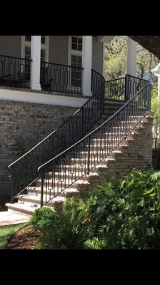 Curved handrails