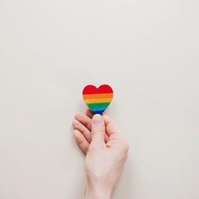 LGBT - Love All People #socialmedia