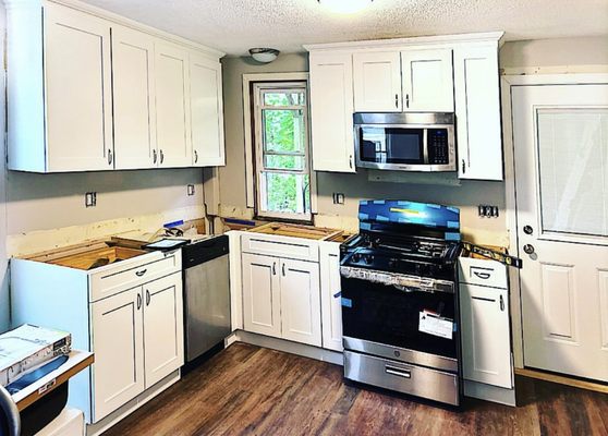 Before Kitchen Reno -

Countertop removal