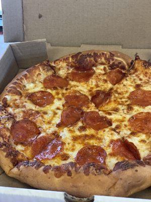 Small pepperoni pizza