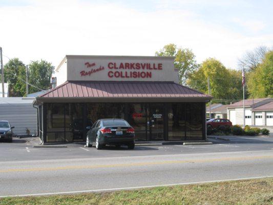 Welcome to Clarksville Collision Center