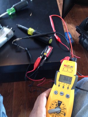 Testing a Diode Using a 9 Volt Battery.