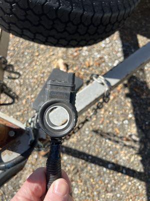 Broken Trailer light connector