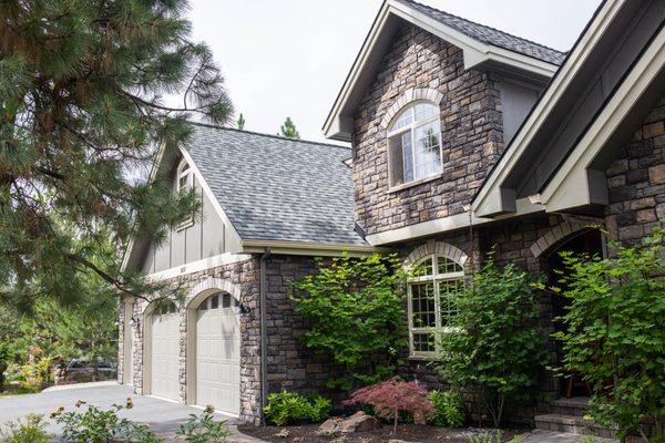 Another stunning roof installed in Bend!