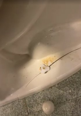 cracked toilet base