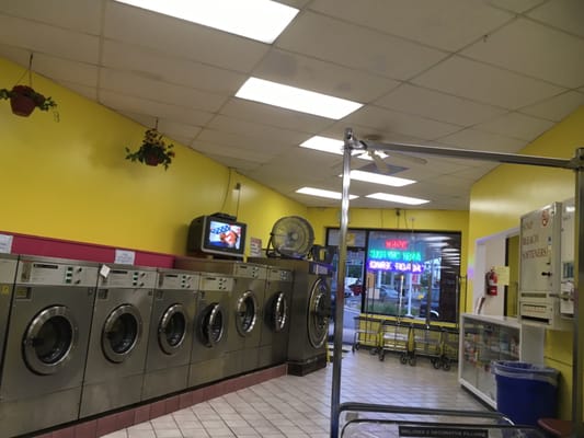 Fan is pulling hot air from the gas station