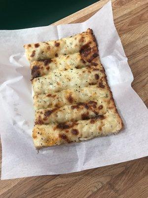 6 cheesy bread for $5.50