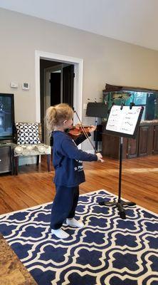 Christinesmusicstudio.com
 Private Violin & piano lessons including combo lessons