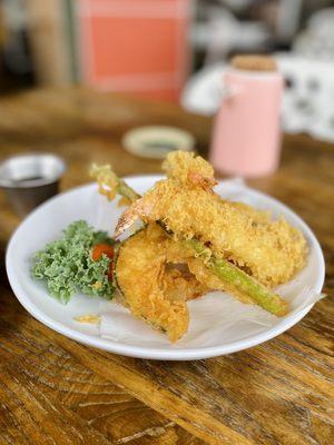 Veggie & shrimp tempura