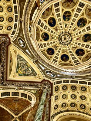 Ceiling detail