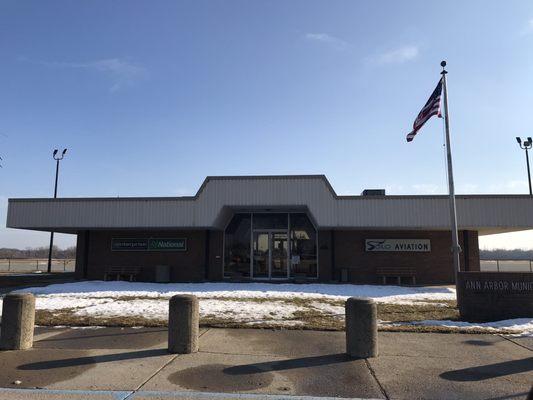 Ann Arbor Municipal Airport (ARB)