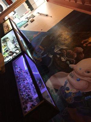 Nice little shot of our beautiful custom painting & under water sunken treasure chest themed cases!