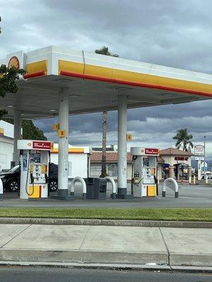 Shell Gas Station