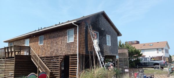 Pressure Washing Cedar Shake Siding in South Nags Head