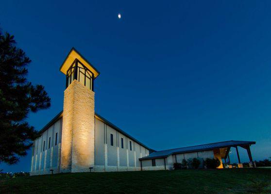 a beacon of God's love in the heart of our community.