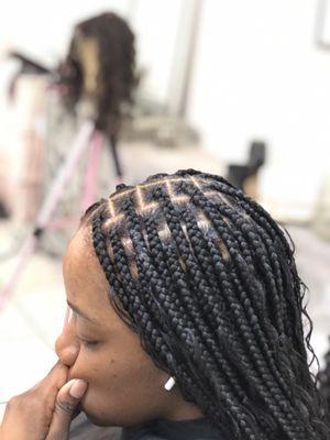 Medium Bohemian Knotless Braids