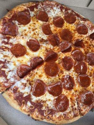 Brooklyn. Large. Pepperoni. Pizza. Deeelish