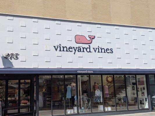 vineyard vines