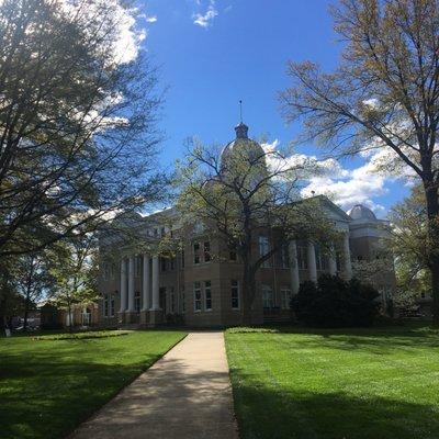 The court house turned into the meus