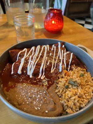 Chile Relleno and enchilada combo