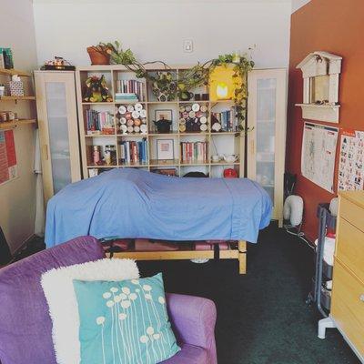 Our comfy office and massage table used for Acupuncture and somatic psychotherapy.