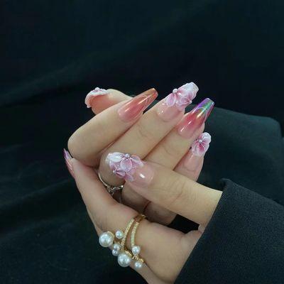 VS Nails