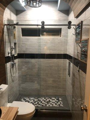 Shower enclosure