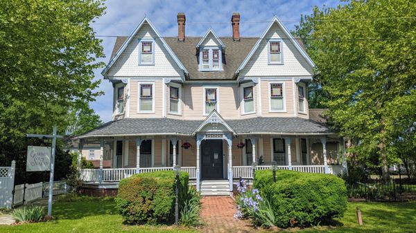 Historic Victorian in Spring