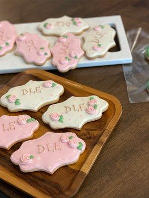 Custom wedding initials on cookies