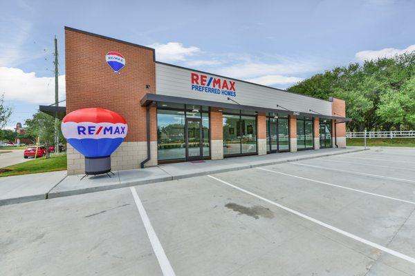 Re Max Preferred Homes