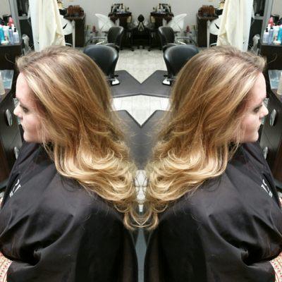 baby highlights and blonde bayalage