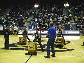 ET at a CAL women's BB game