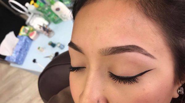 Eyebrows shaping