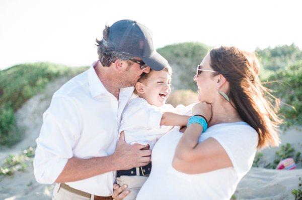 Family Fun on Port Aransas Beach.  Megan Biggs Photography.  www.meganbiggsphoto.com