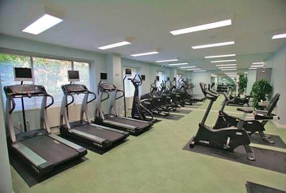 Hampton Court - Luxury Apartment Rentals in NYC - Fitness Center