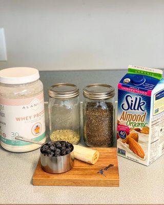 Blueberry Banana Smoothie Ingredients