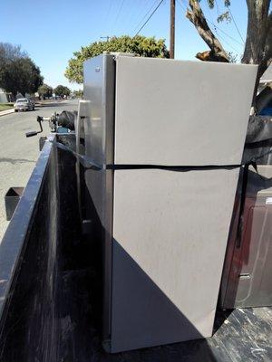 Pick up some appliances that a costumer wanted removed.   Antioch, CA