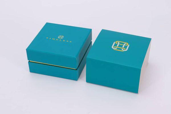 Custom jewelry packaging