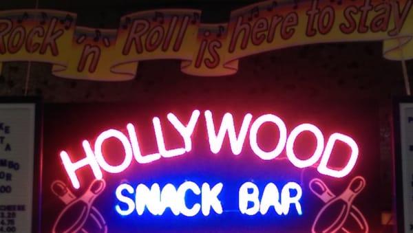 Come to the hollywoid snack bar and get treated like a star.