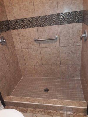 Tile Shower with accent