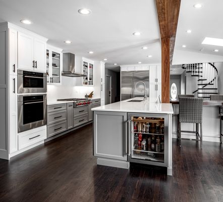 Beautiful Kitchen with Eternal Calacatta Gold Quartz by Silestone