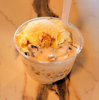 Banana Pudding on top of Oatmeal Cookie flavor ice cream!