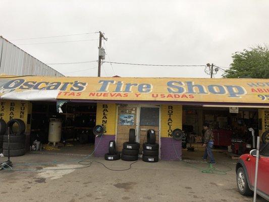 Store front of Oscar's Tire Shop