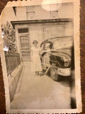 A little peek at history. Circa 1950 the original Bettelli's restaurant in Miners Mills.