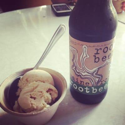 Vegan peach ice-cream and some yummy root beer!